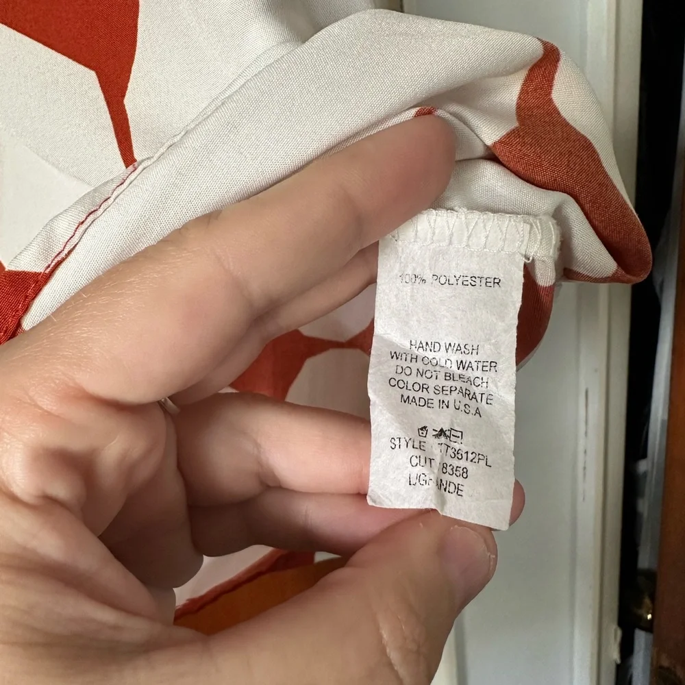 Bold Burnt Orange and White Patterned Blouse w/ Ruffled Sleeves - Picture 4 of 8